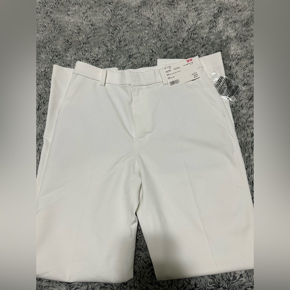 Uniqlo Smart Ankle Pants - Picture 2 of 4